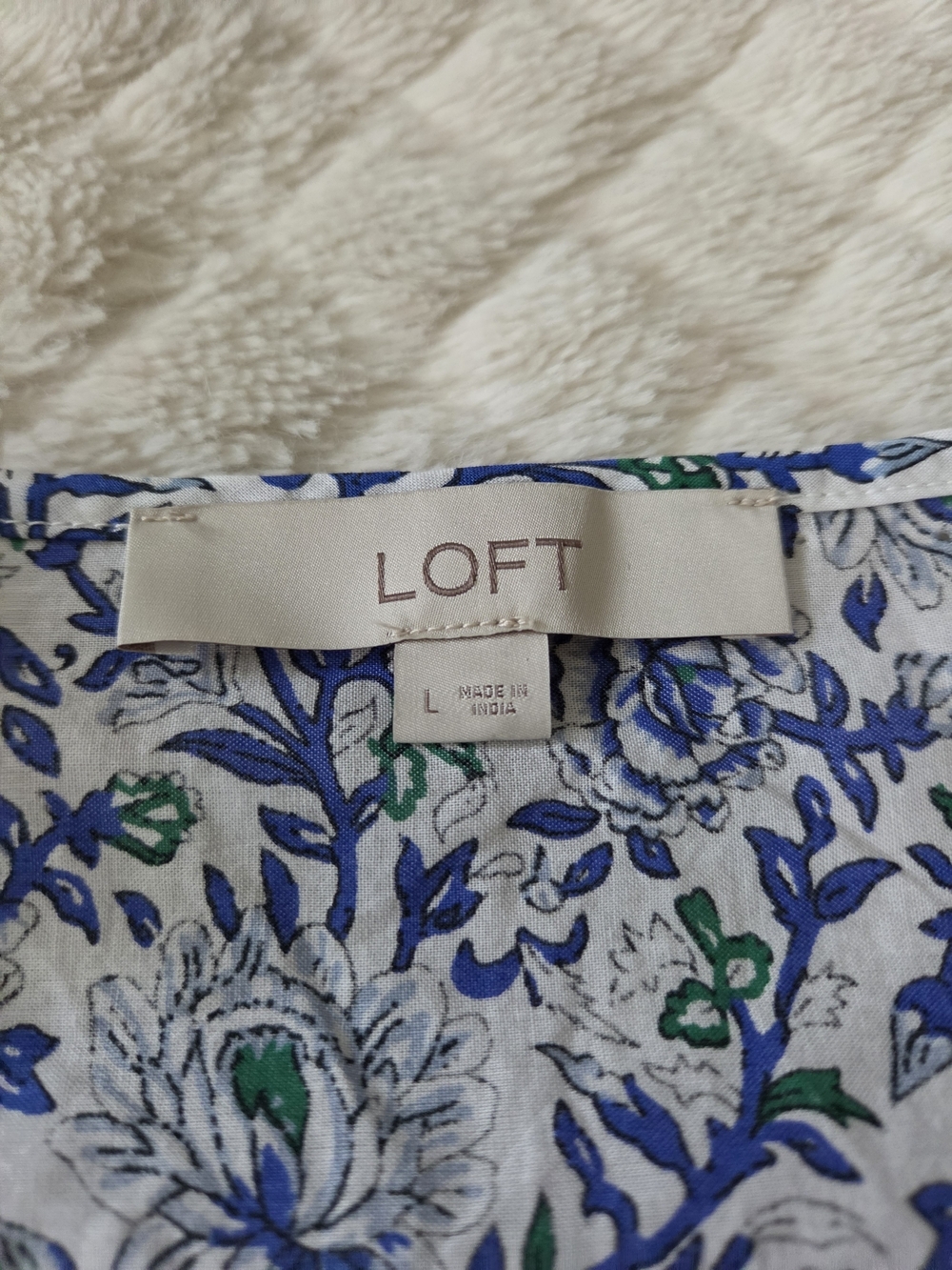 LOFT Blue Floral V-Neck Peasant Blouse - Picture 5 of 5